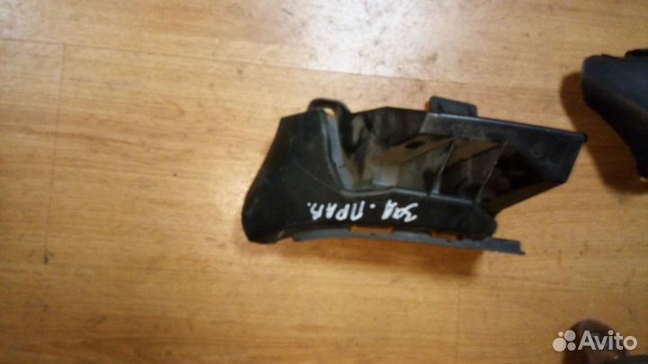 Усилитель заднего бампера на Рено симбол 2