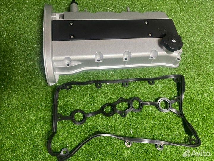 Клапанная крышка гбц Aveo Cruze Lacetti Nexia 1.4