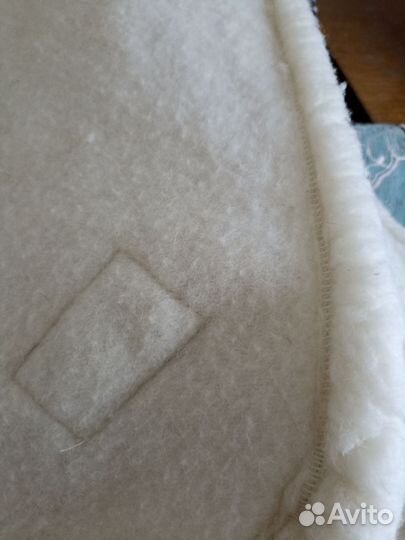 Одеяло из овечьей шерсти