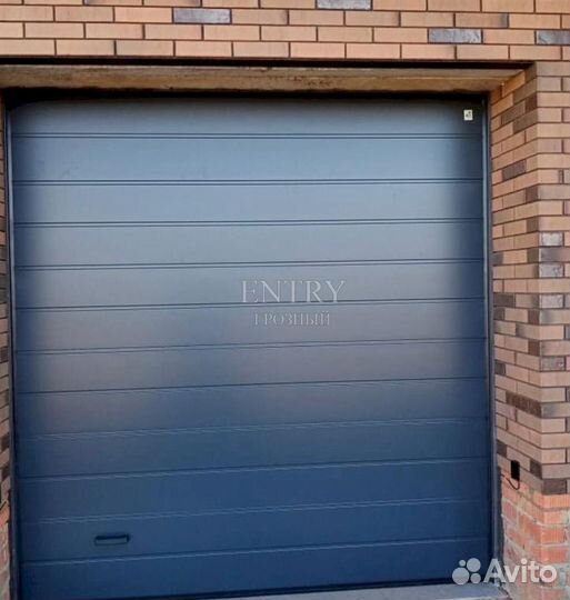 Ворота гаражные секционные