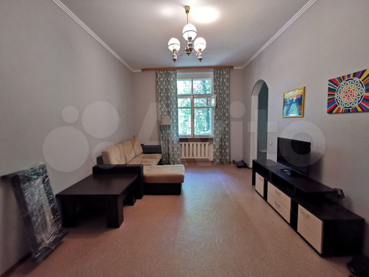 3-к. квартира, 75 м², 2/5 эт.