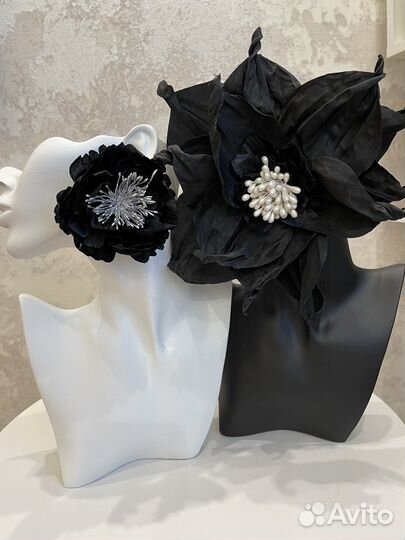 Брошь ручной работы цветок