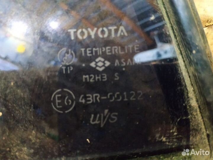 Стекло глухое заднее левое Toyota Rav 4 (xa-30) 2