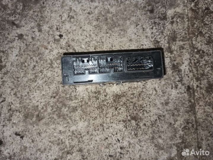 28550AV710 Блок комфорта Nissan Primera P12