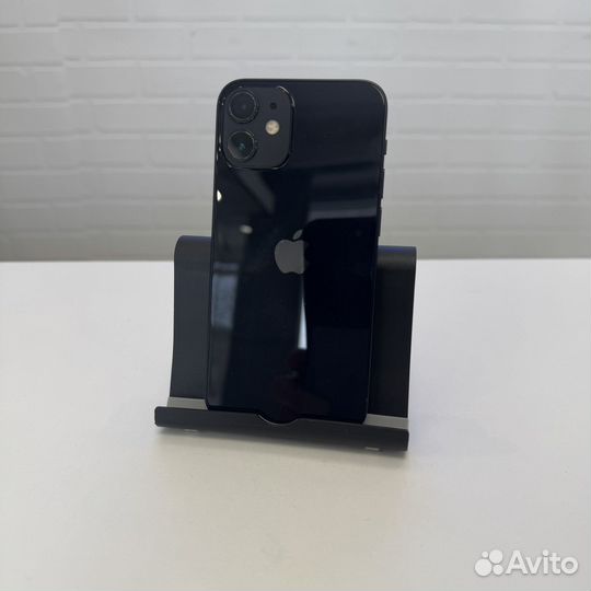 iPhone 12 mini, 64 ГБ