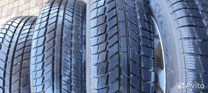 Syron Everest SUV 215/65 R17 108V