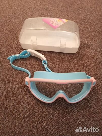 Маска для плавания