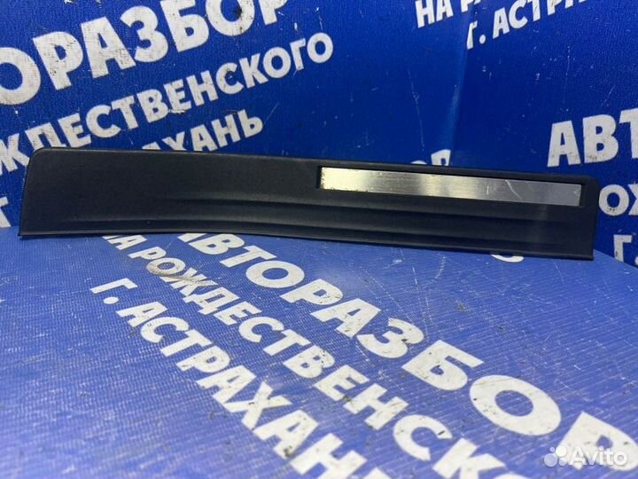 Накладка на порог Nissan Teana J32 седан VQ25DE