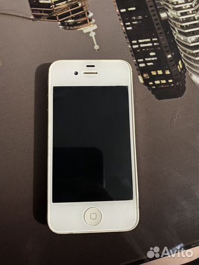 Телефон iPhone 4с
