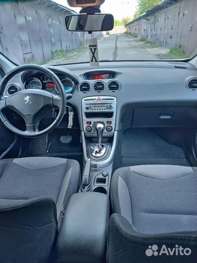 Peugeot 308 1.6 AT, 2011, 105 000 км