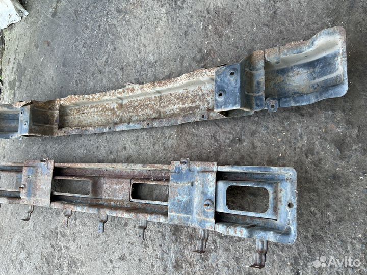 Усилитель бампера Киа Преджио перед зад