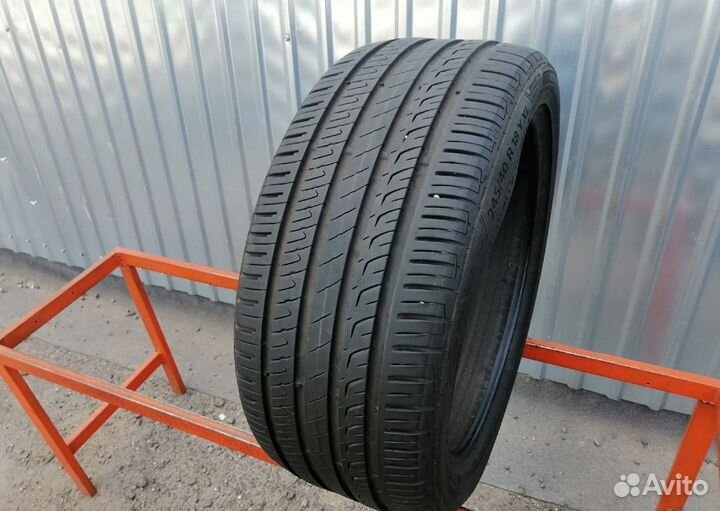 Barum Bravuris 5HM 245/40 R18 97Y