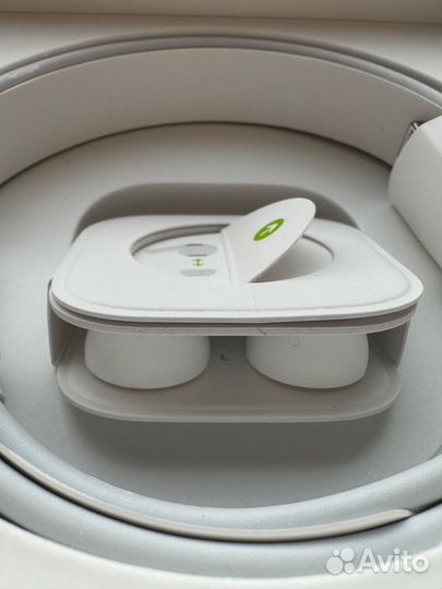 Apple AirPods Pro оригинал (Ростест)