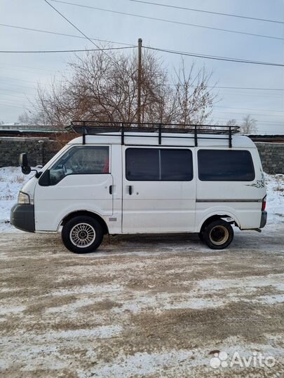 Mazda Bongo 2.0 МТ, 2002, 200 000 км