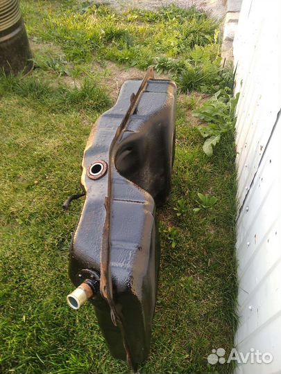 Топливный бак