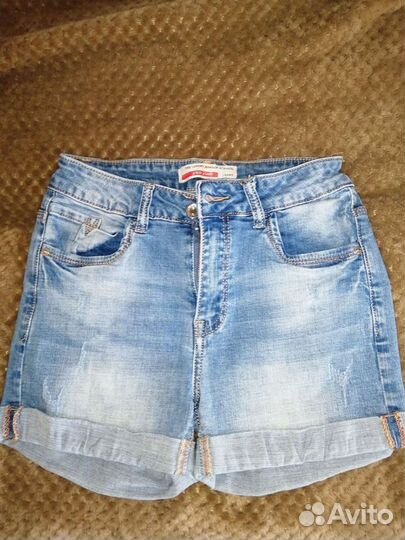 Джинсовые шорты
