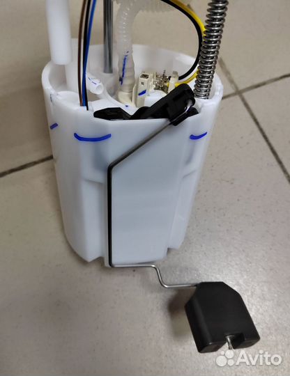 Топливный насос VW Polo RUS / Skoda Rapid (оригина