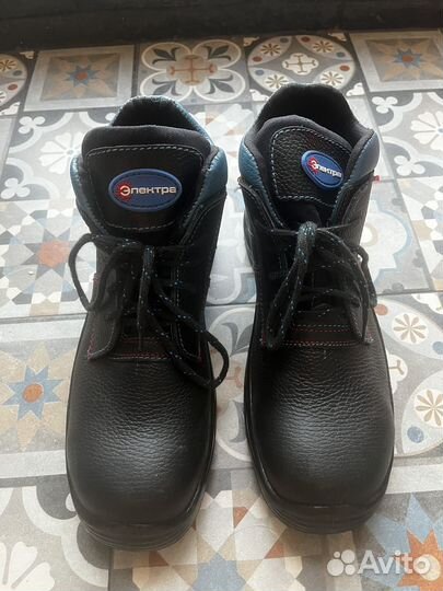 Ботинки электромонтера