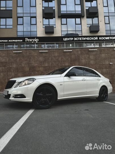 Mercedes-Benz E-класс 1.8 AT, 2012, 230 000 км