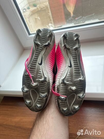 Футбольные бутсы mercurial