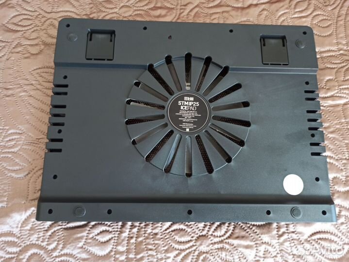 Охлаждающая подставка для ноутбука