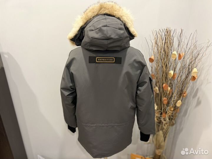 Зимняя мужская куртка пуховик Canada goose