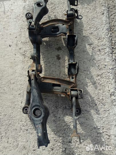 Балка задняя Suzuki Grand Vitara 2 2005