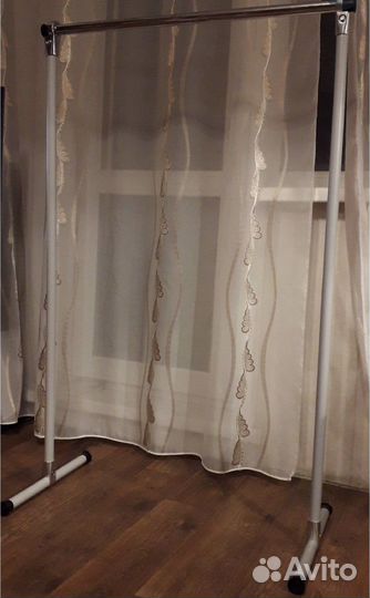 Вешалка напольная