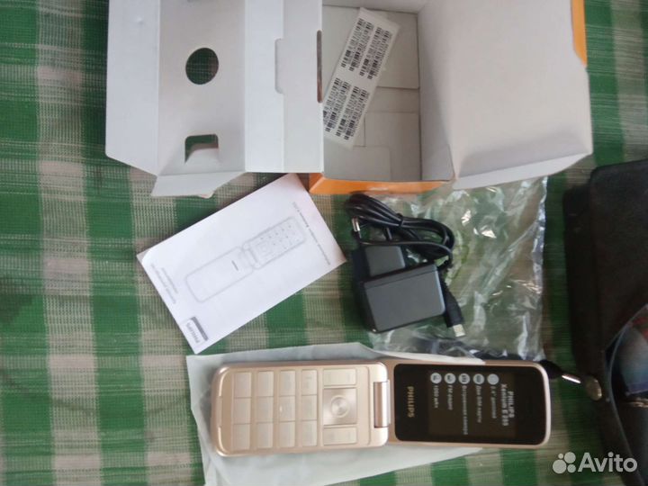 Продам телефон