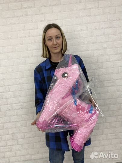 Пиньята Единорог на день рождения