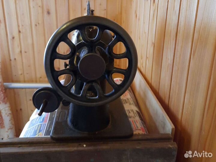 Швейная машина Singer