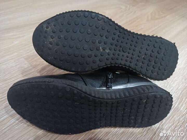 Ботинки детские 36 р