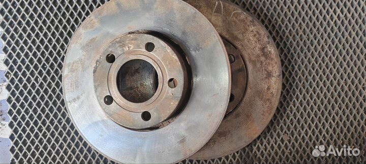 Передние тормозные диски Audi A6 C5