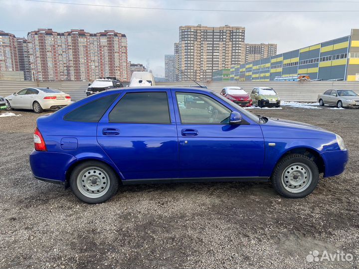 LADA Priora 1.6 МТ, 2011, 200 000 км