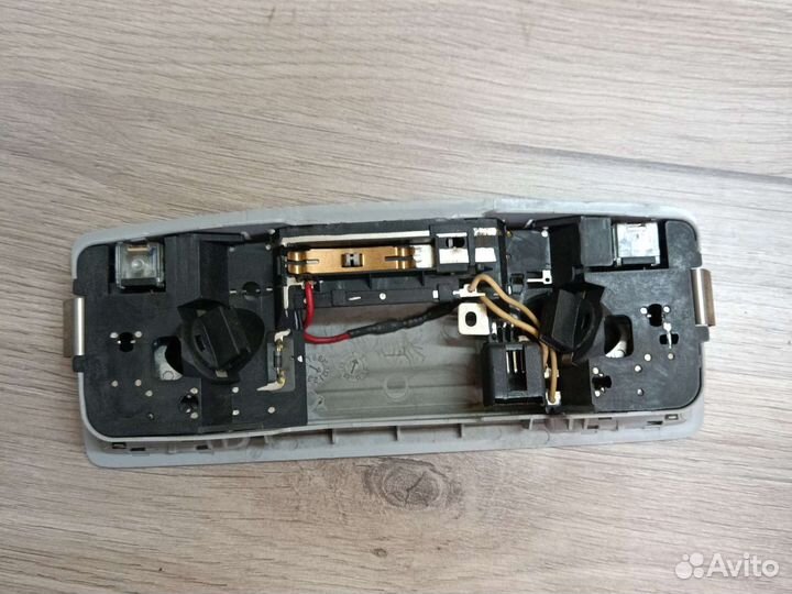 Плафон освещения салона Mazda 3 bk