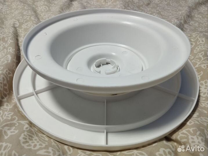 Тортовница вращающаяся