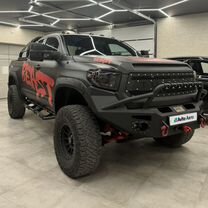 Toyota Tundra 5.7 AT, 2015, 119 000 км, с пробегом, цена 7 500 000 руб.