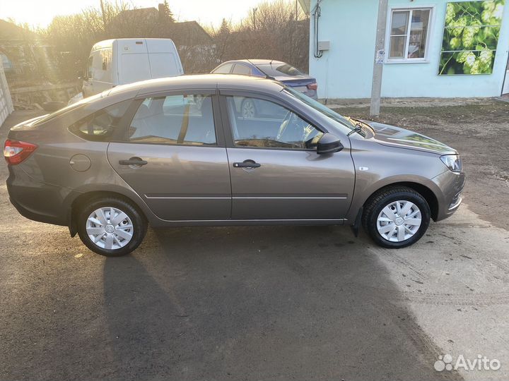 LADA Granta 1.6 МТ, 2020, 18 936 км