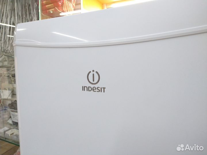 Холодильник с гарантией 2 месяца