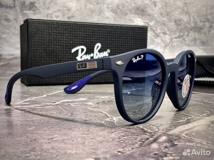 Солнцезащитные очки Ray Ban wayfarer