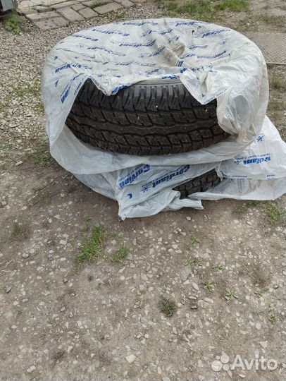Bridgestone WinterForce 275/70 R16