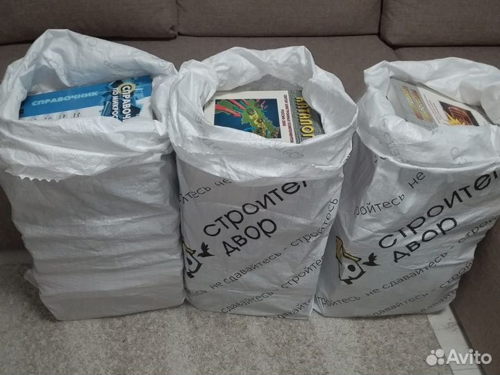 Справочники и книги по ремонту электроники