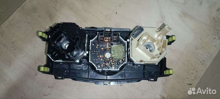 Блок кондиционера Toyota Corolla E150