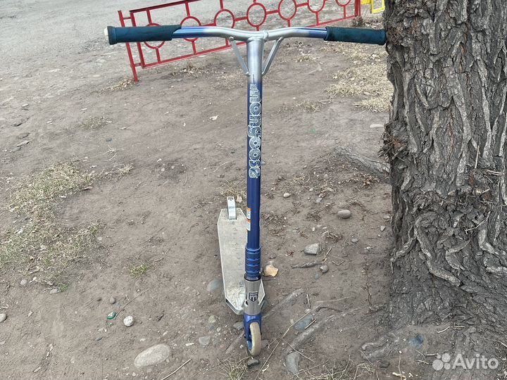 Трюковой самокат mongoose