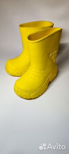 Детские резиновые сапоги