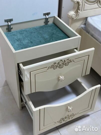 Спальный гарнитур Версаль