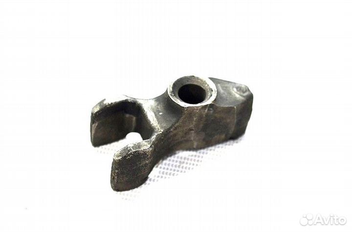 Крепление топливной форсунки renault trucks Premiu