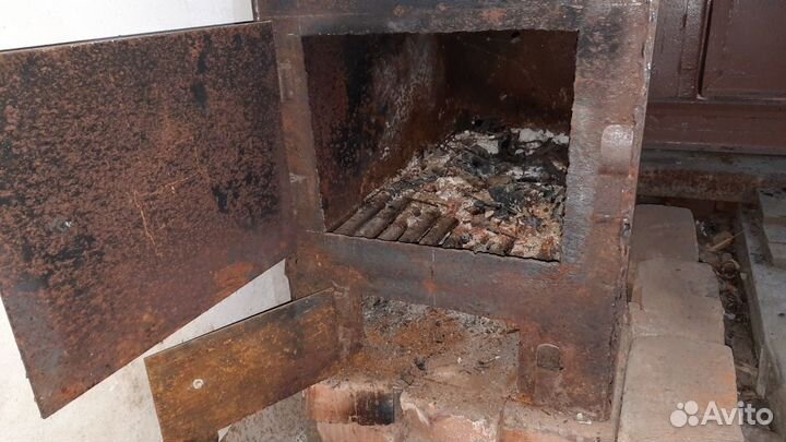 Печь металлическая дровяная для дачи или гаража