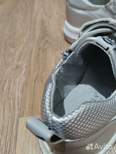 Обувь пакетом