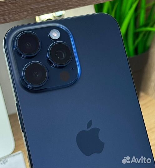 iPhone 15 Pro Max, 512 ГБ